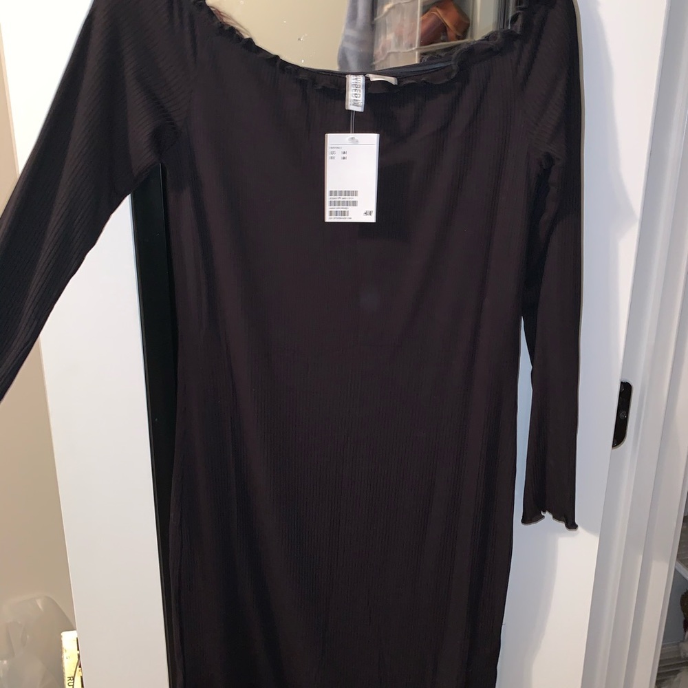 New Ribbed off the shoulder dress